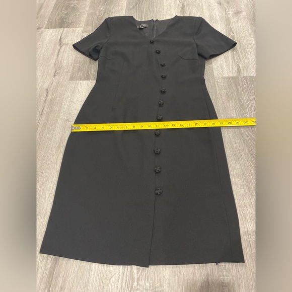 Vintage black dress with buttons size 6 - Picture 7 of 10